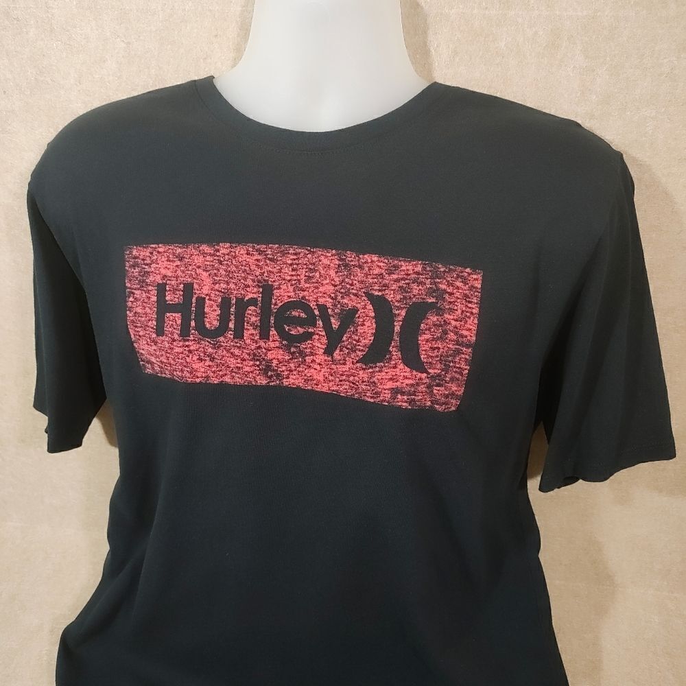 Hurley Men's Black and Red Graphic T-Shirt Large #3